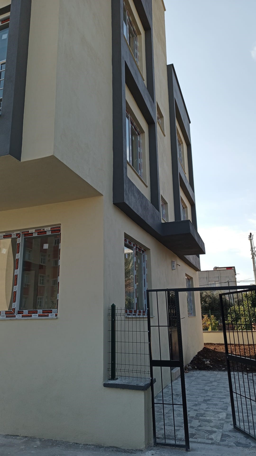 Kargipinarin'da 2+1 Sifir Satilik Daire