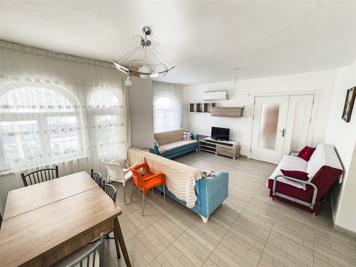 Silifke'de 3+1 Eşyali Satilik Tripleks Villa