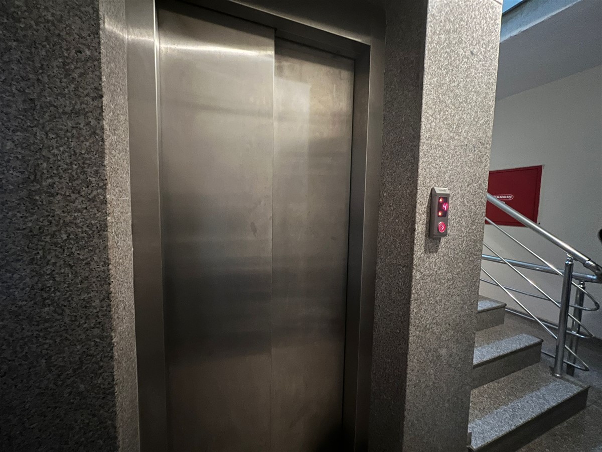 Soğuksu'da Havuzlu Sitede Kiralik 3+1 Daire