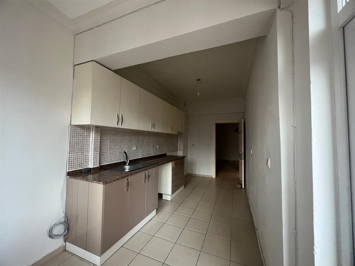 Soğuksu'da Havuzlu Sitede Kiralik 3+1 Daire