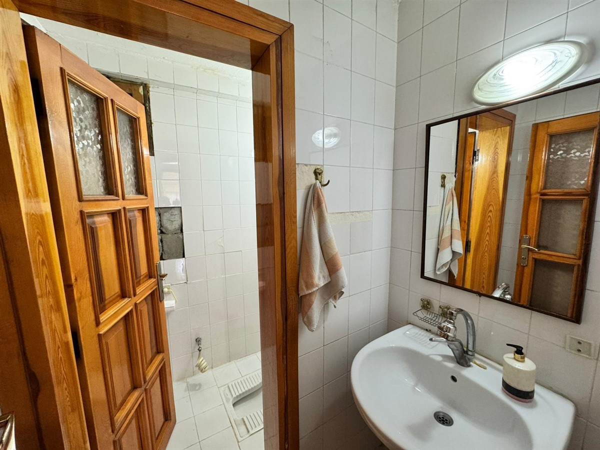 Kafeler Caddesin De Satilik 3+1 Daire
