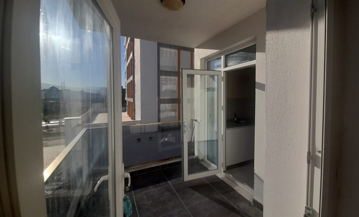 Mazidaği, Lavanta Sitesi'nde, Çift Havuzlu Arakat Kiralik 2+1
