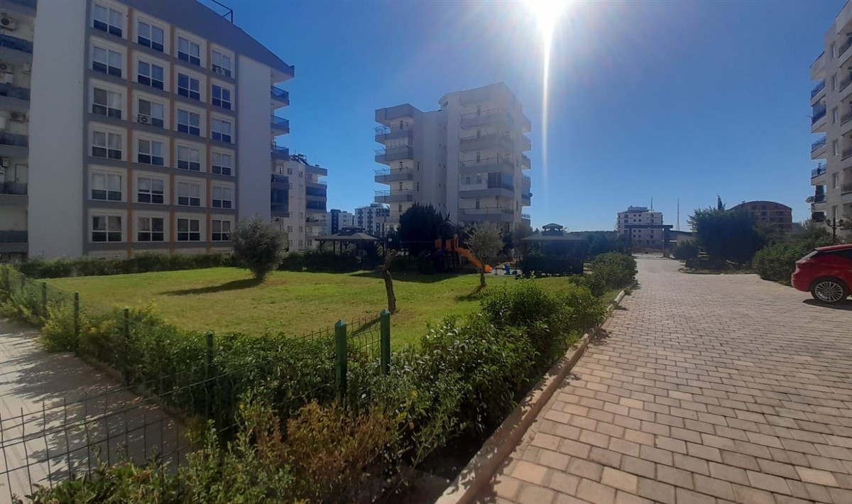 Mazidaği, Lavanta Sitesi'nde, Çift Havuzlu Arakat Kiralik 2+1