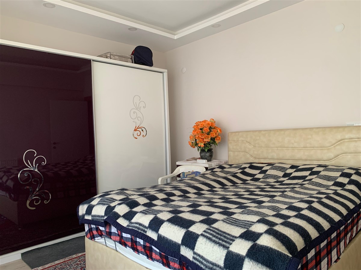 Yeni Mahalle'de Satilik 3+1 Daire
